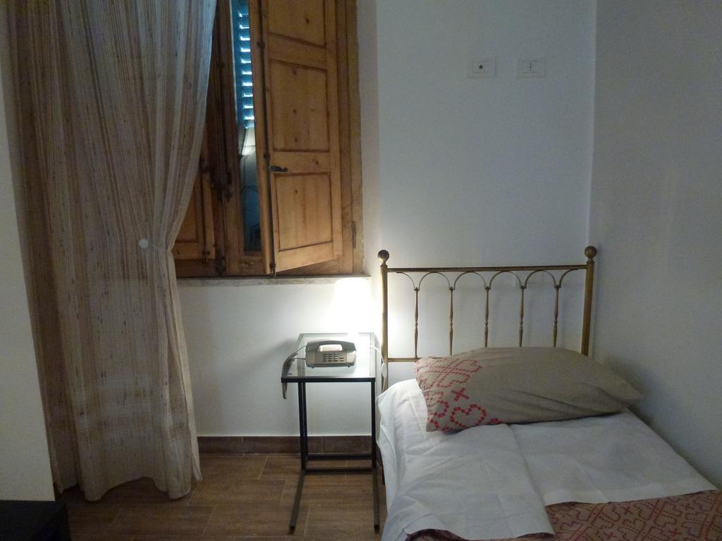 Romeo B&B Reggio di Calabria Rum bild
